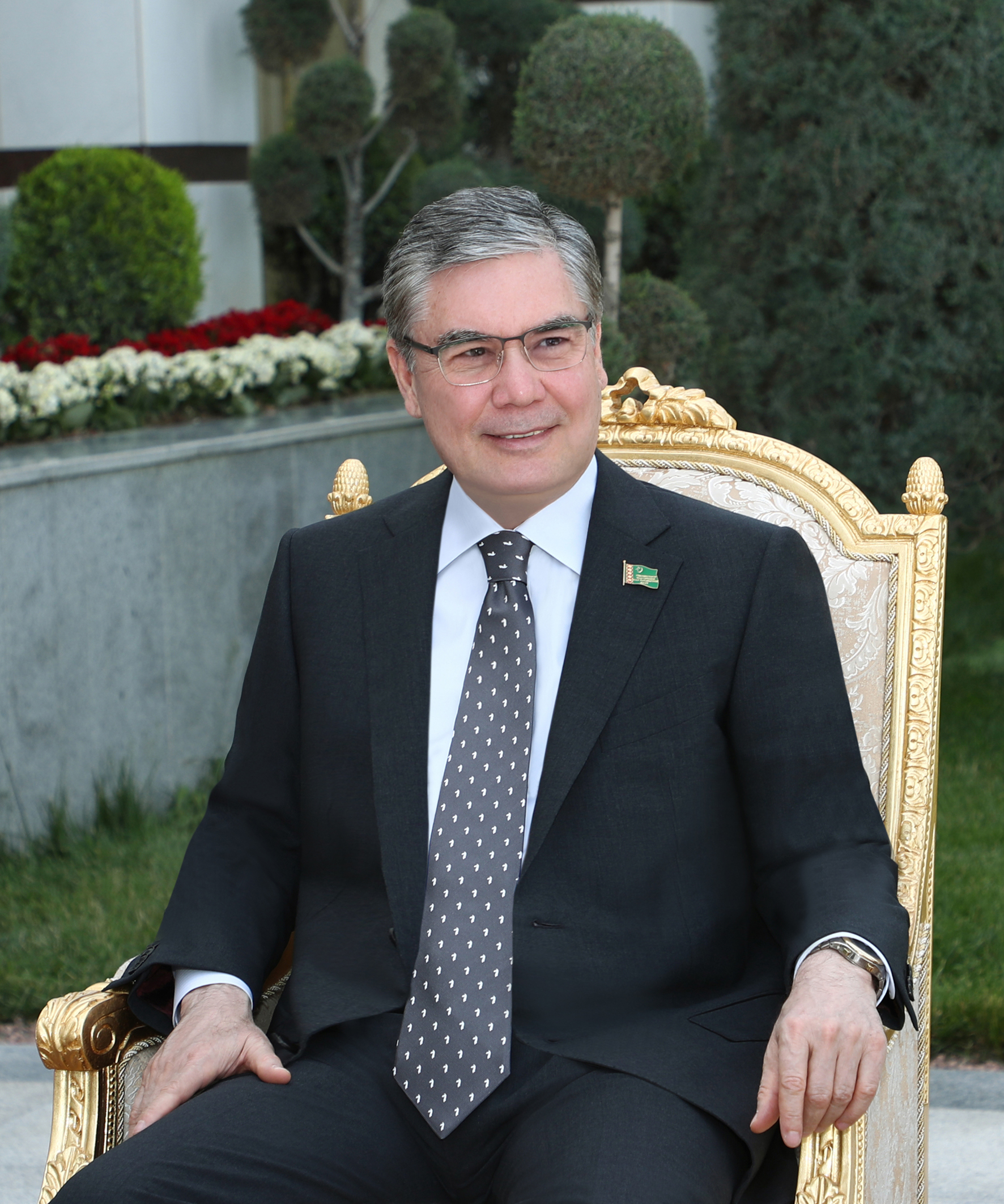 Milli Geňeşiň Halk Maslahatynyň Başlygy “Altkom” maliýe-senagat toparynyň başlygy bilen duşuşdy